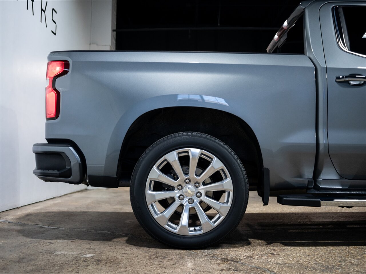 2021 Chevrolet Silverado 1500 High Country   - Photo 14 - Peoria, IL 61615