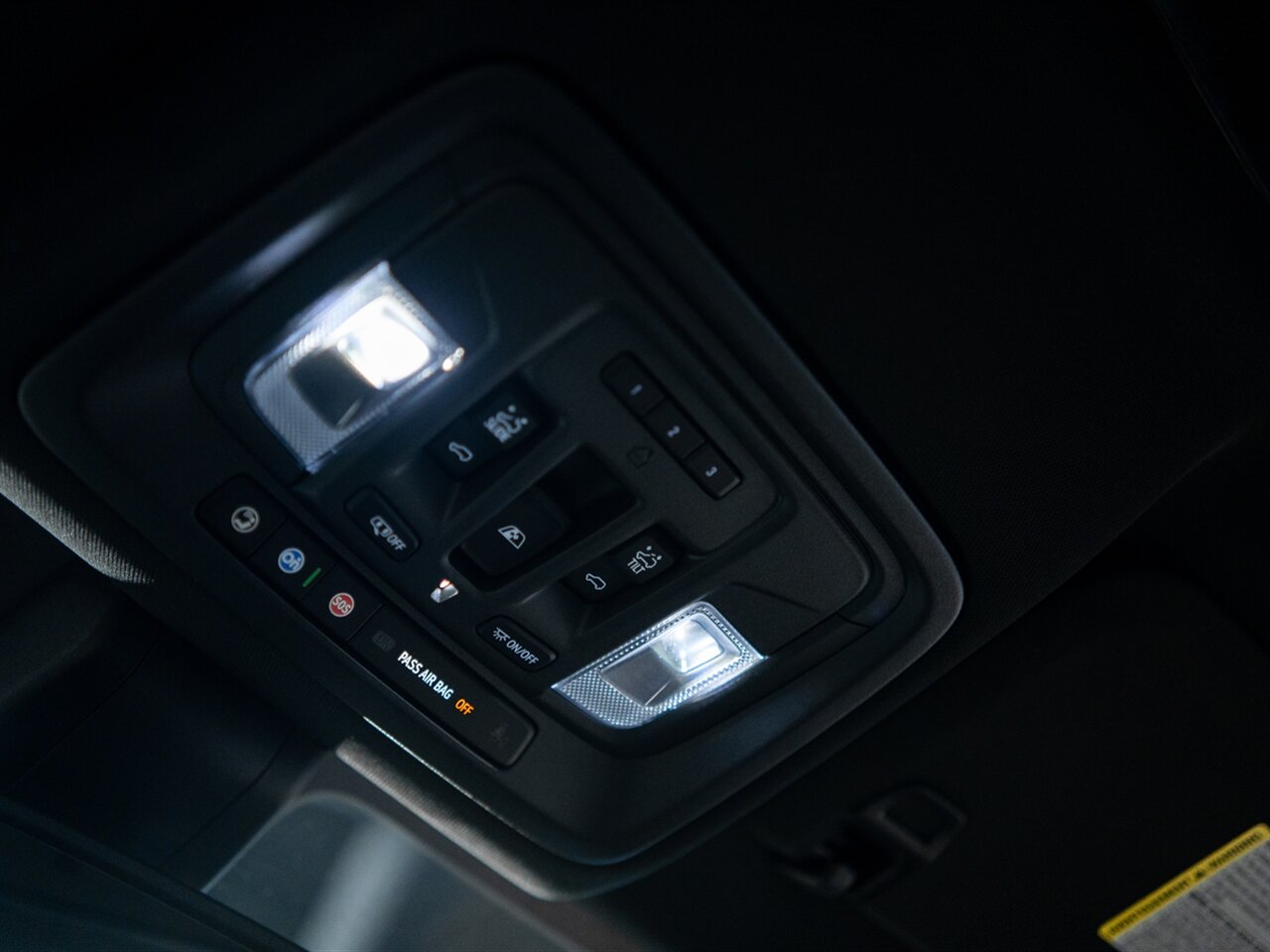 2021 Chevrolet Silverado 1500 High Country   - Photo 39 - Peoria, IL 61615