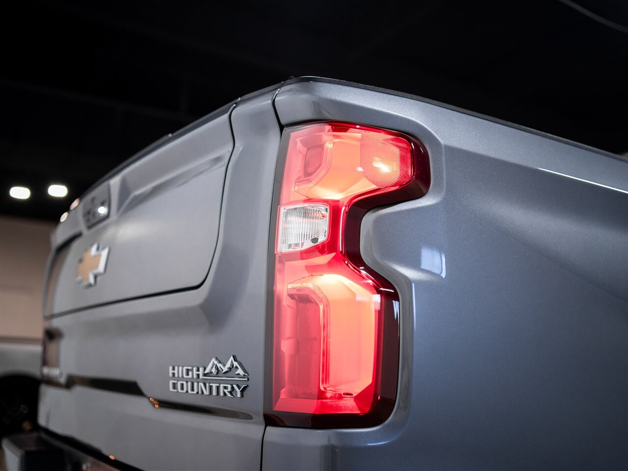 2021 Chevrolet Silverado 1500 High Country   - Photo 18 - Peoria, IL 61615