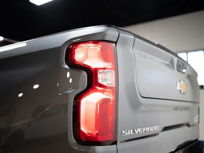 2021 Chevrolet Silverado 1500 High Country   - Photo 17 - Peoria, IL 61615