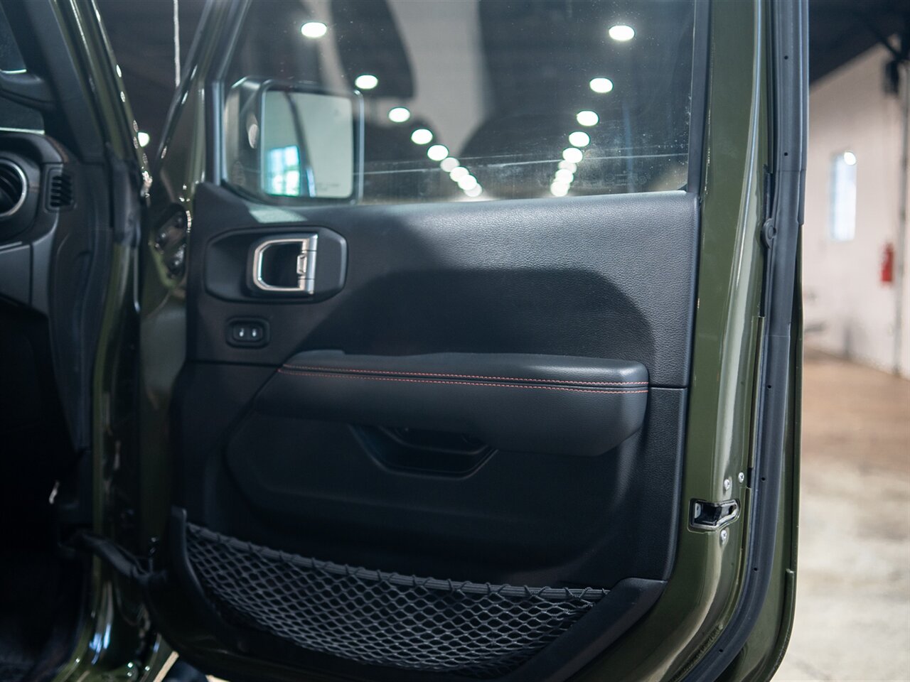 2020 Jeep Wrangler Unlimited Rubicon Recon - Photo 39 - Peoria, IL 61615