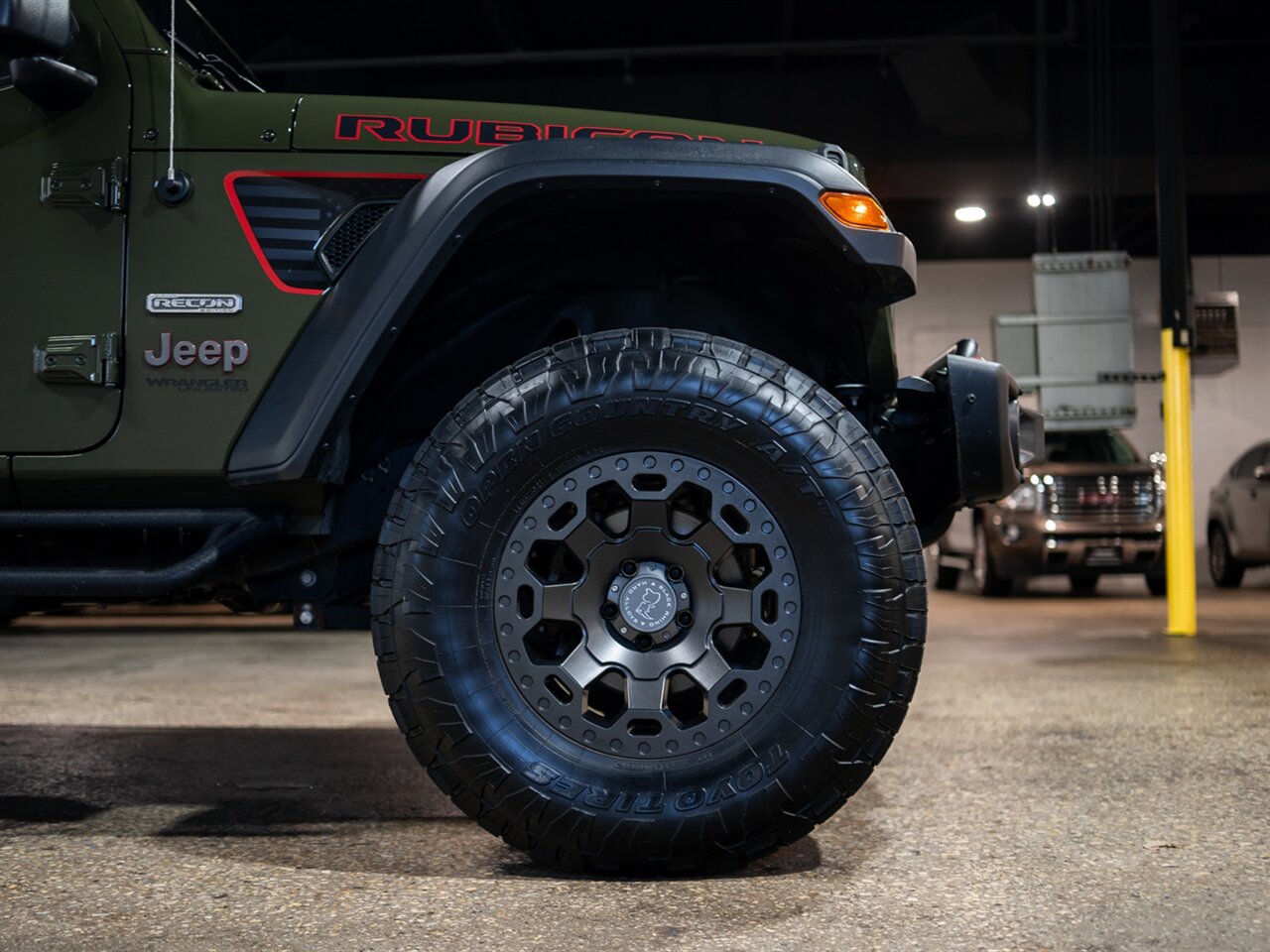 2020 Jeep Wrangler Unlimited Rubicon Recon - Photo 19 - Peoria, IL 61615