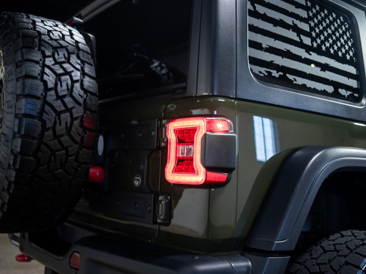 2020 Jeep Wrangler Unlimited Rubicon Recon - Photo 12 - Peoria, IL 61615