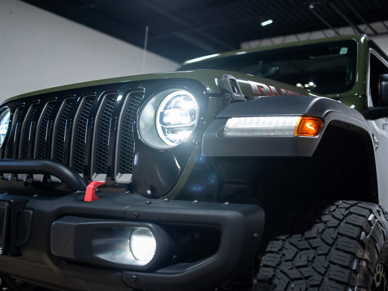 2020 Jeep Wrangler Unlimited Rubicon Recon - Photo 13 - Peoria, IL 61615
