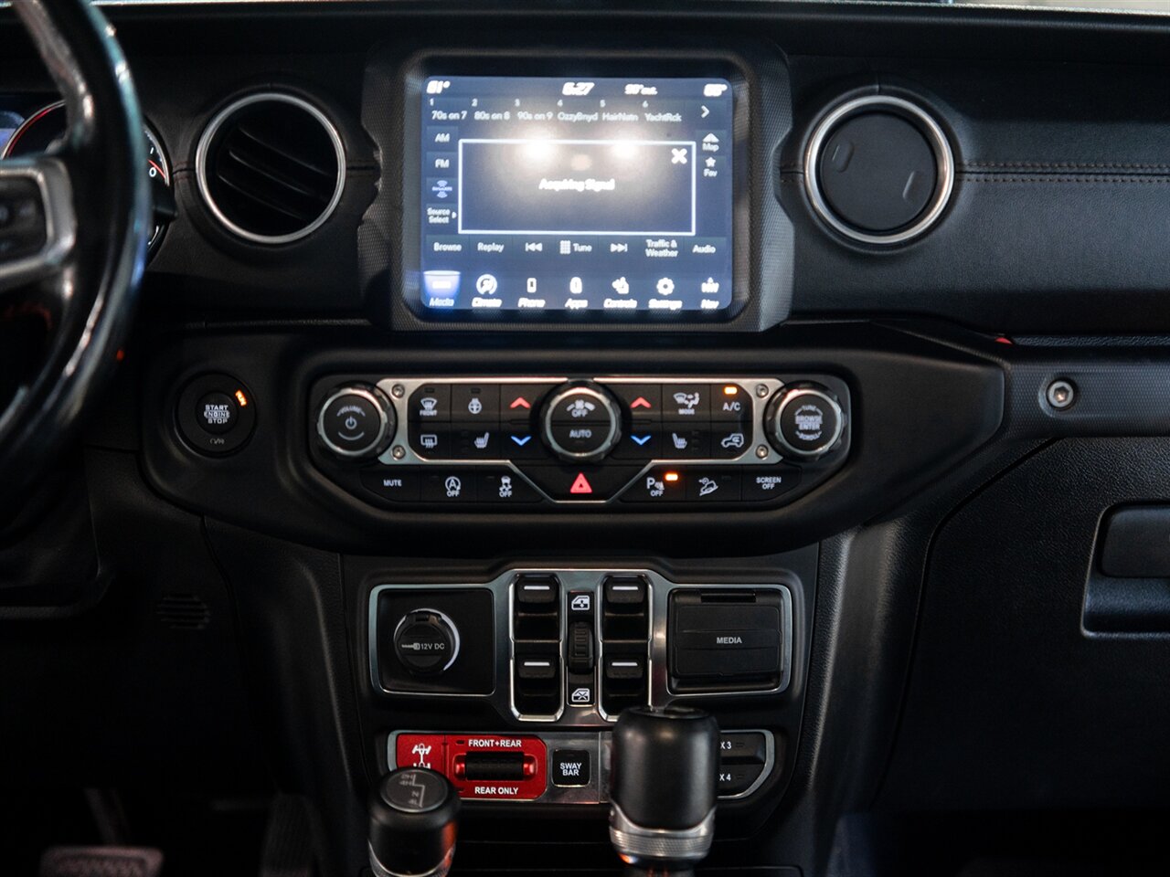 2020 Jeep Wrangler Unlimited Rubicon Recon - Photo 27 - Peoria, IL 61615