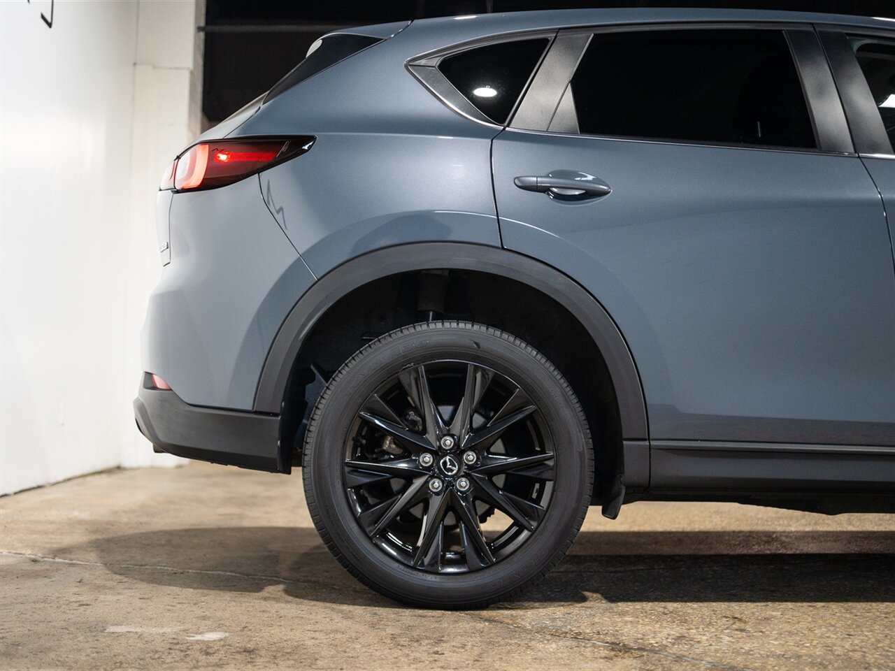2022 Mazda CX-5 2.5 S Carbon Edition - Photo 18 - Peoria, IL 61615