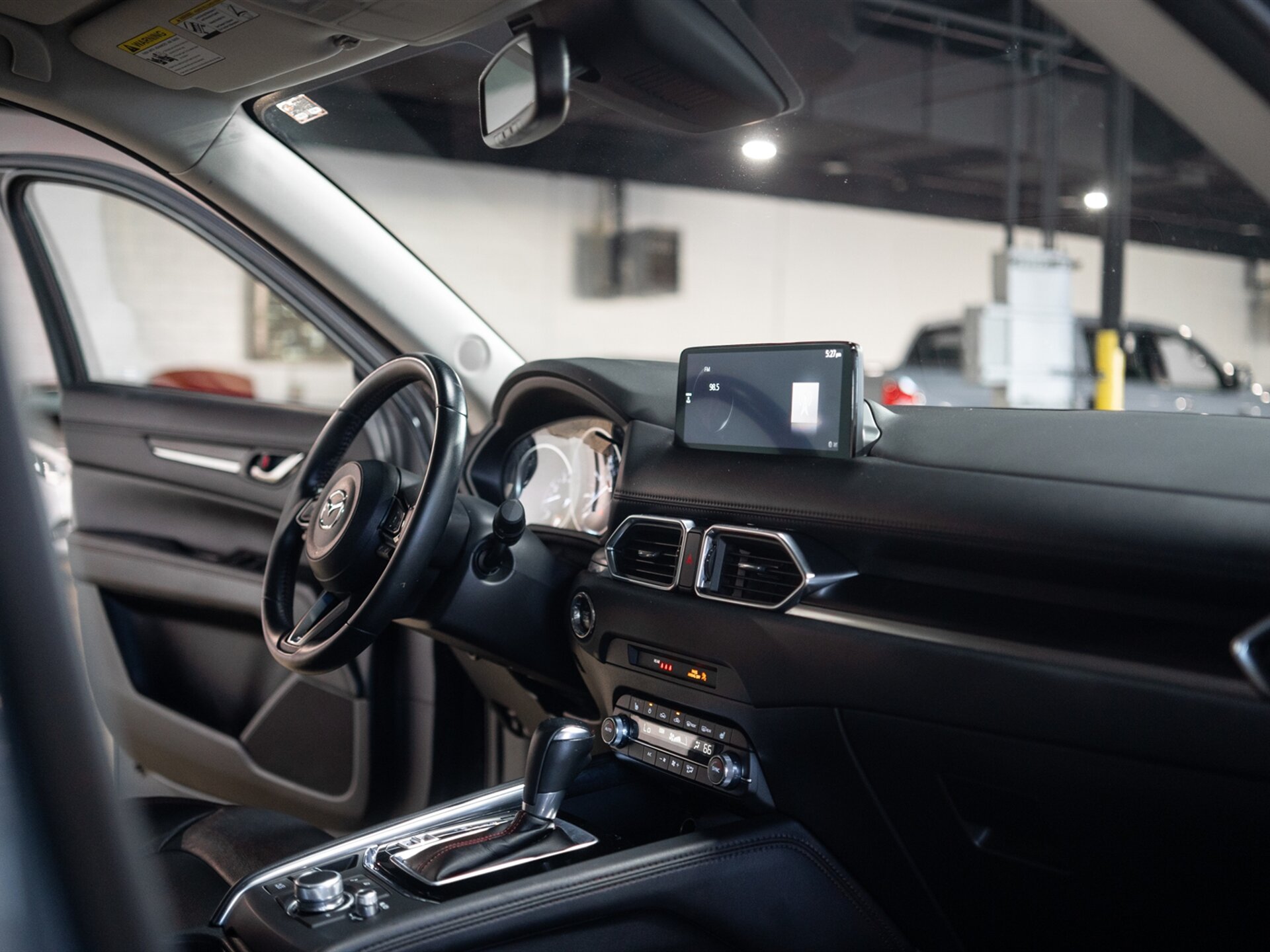2022 Mazda CX-5 S Carbon Edition - Photo 23
