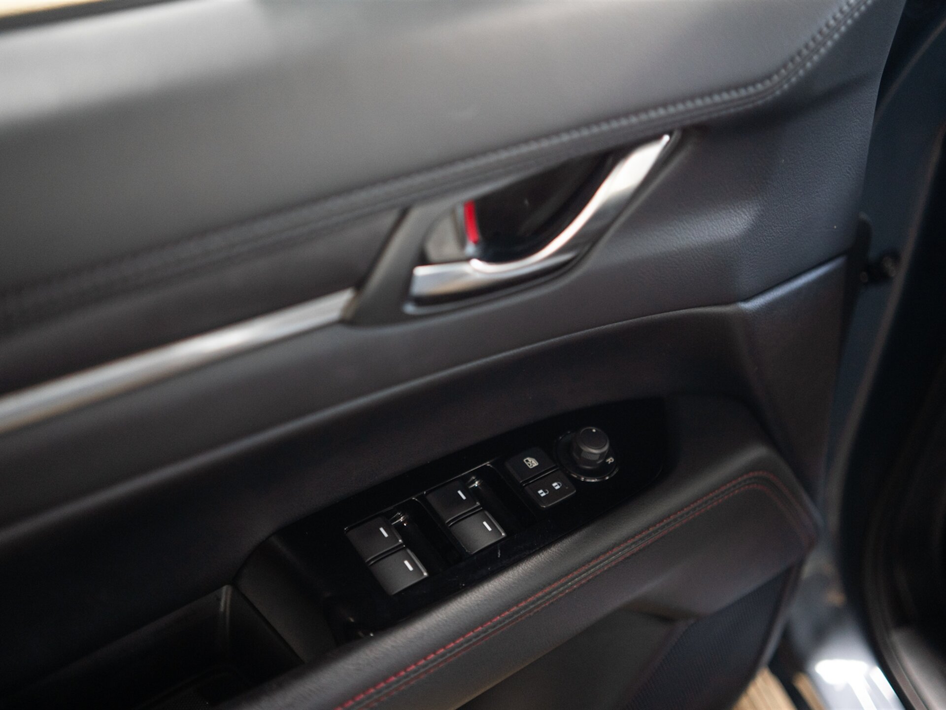 2022 Mazda CX-5 S Carbon Edition - Photo 13