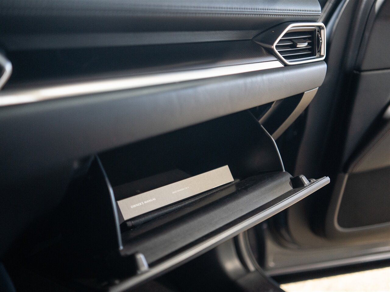 2022 Mazda CX-5 2.5 S Carbon Edition - Photo 28 - Peoria, IL 61615