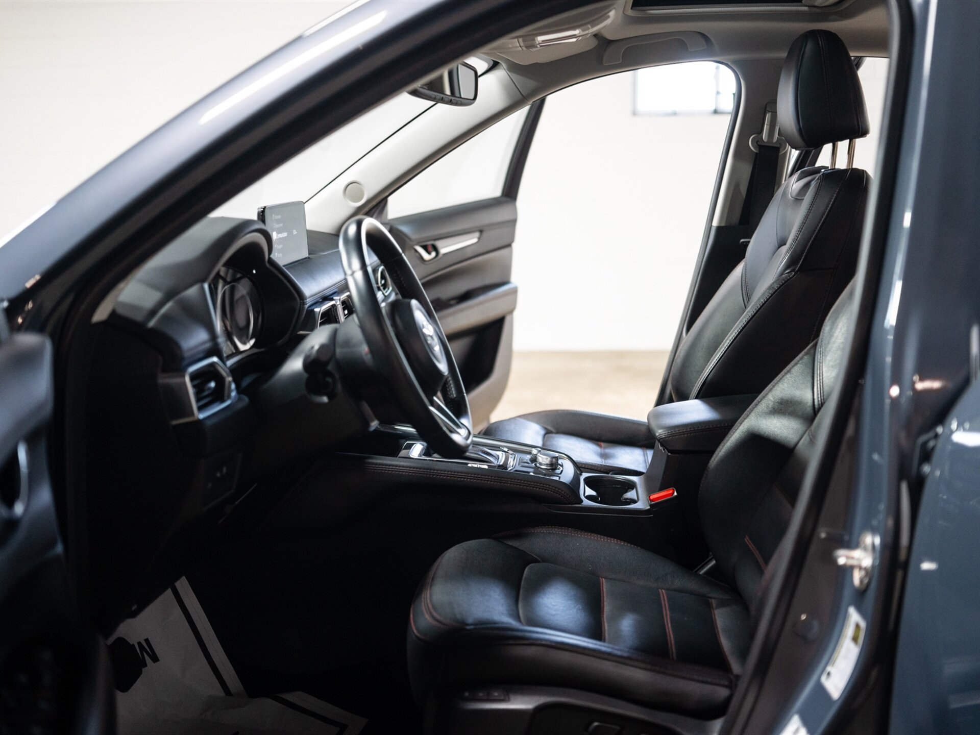 2022 Mazda CX-5 S Carbon Edition - Photo 24