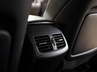 2009 Lexus ES 350   - Photo 46 - Peoria, IL 61615