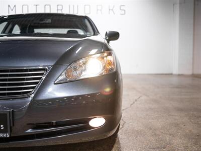 2009 Lexus ES 350   - Photo 16 - Peoria, IL 61615
