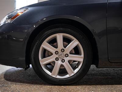 2009 Lexus ES 350   - Photo 17 - Peoria, IL 61615