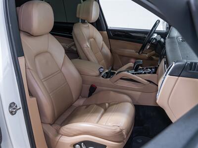 2019 Porsche Cayenne   - Photo 26 - Peoria, IL 61615