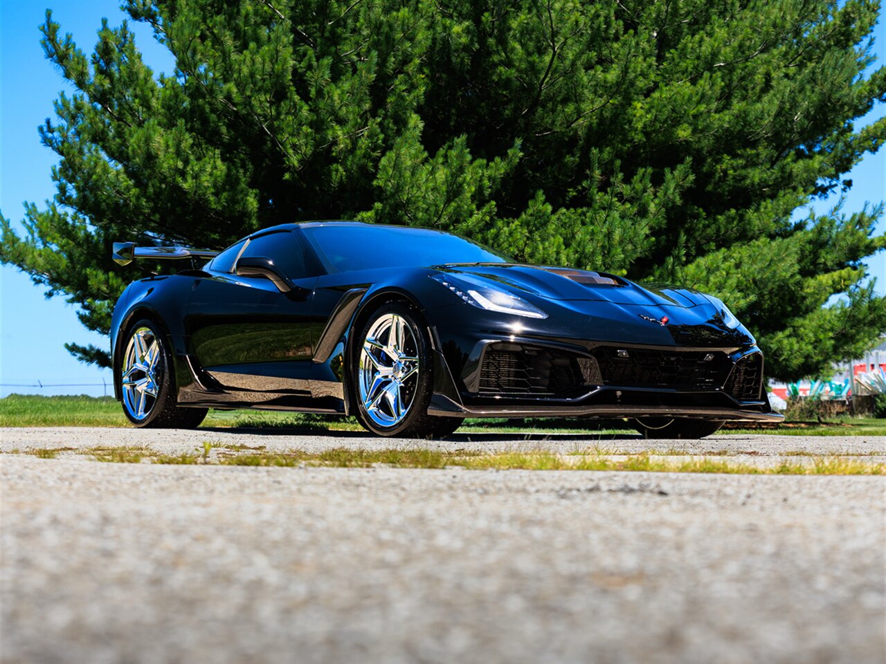2019 Chevrolet Corvette ZR1   - Photo 3 - Peoria, IL 61615