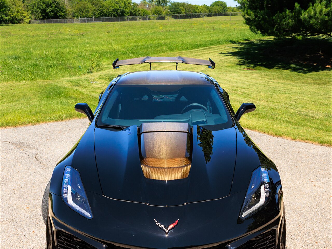 2019 Chevrolet Corvette ZR1   - Photo 2 - Peoria, IL 61615