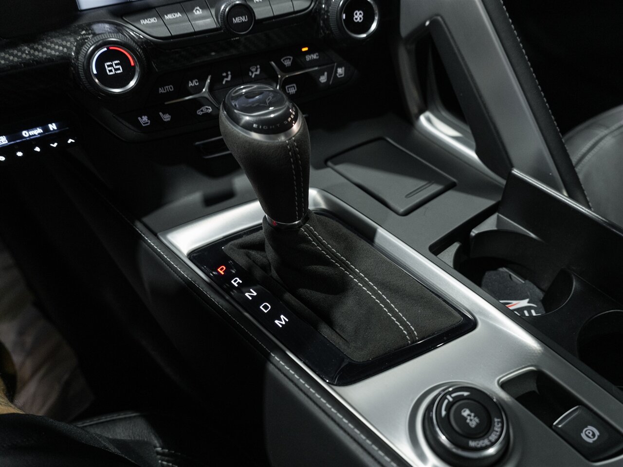 2019 Chevrolet Corvette ZR1 - Photo 35 - Peoria, IL 61615