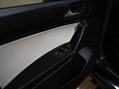 2021 Volkswagen Tiguan SE R-Line Black 4Motion   - Photo 36 - Peoria, IL 61615