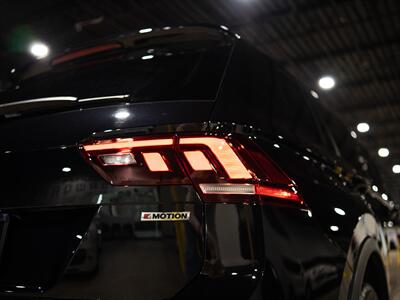 2021 Volkswagen Tiguan SE R-Line Black 4Motion   - Photo 15 - Peoria, IL 61615