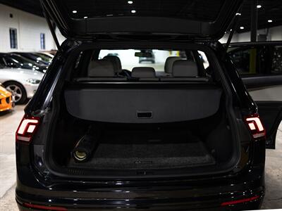 2021 Volkswagen Tiguan SE R-Line Black 4Motion   - Photo 18 - Peoria, IL 61615