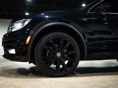 2021 Volkswagen Tiguan SE R-Line Black 4Motion   - Photo 12 - Peoria, IL 61615