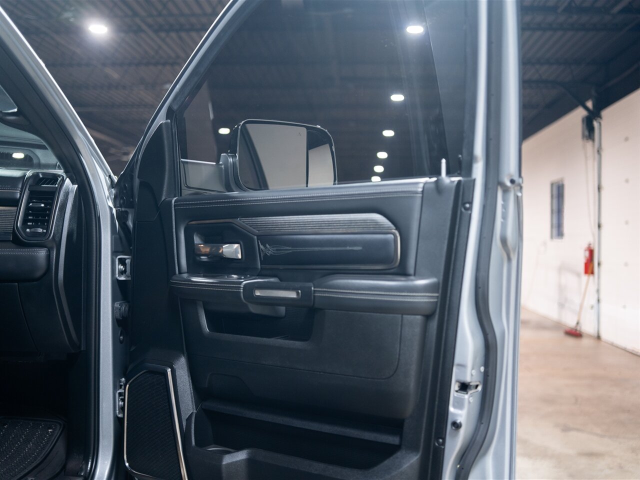 2021 RAM 2500 Limited - Photo 60 - Peoria, IL 61615