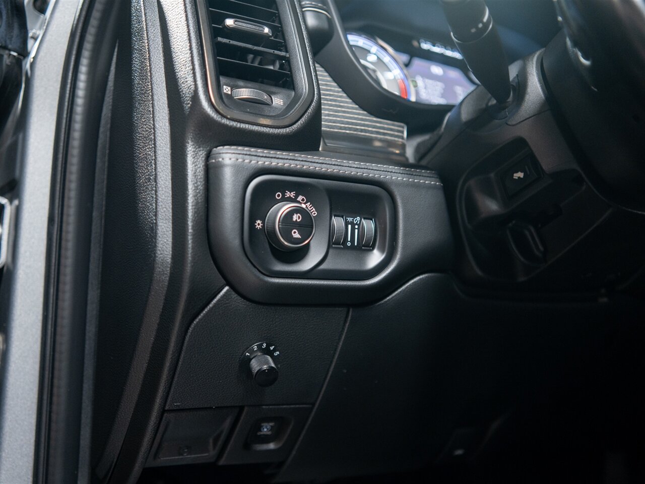 2021 RAM 2500 Limited - Photo 29 - Peoria, IL 61615
