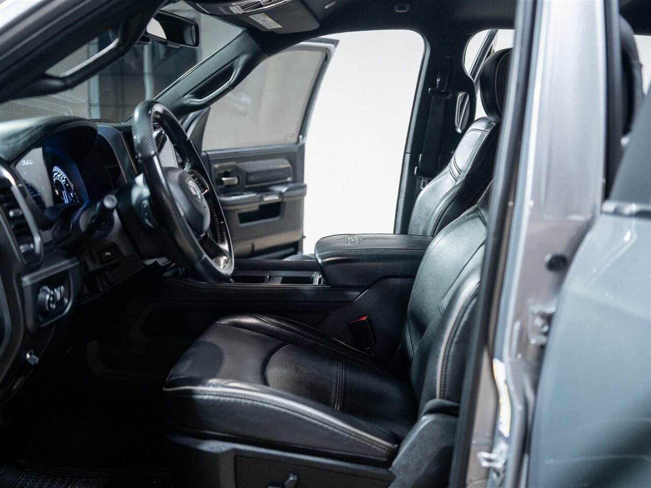2021 RAM 2500 Limited - Photo 20 - Peoria, IL 61615