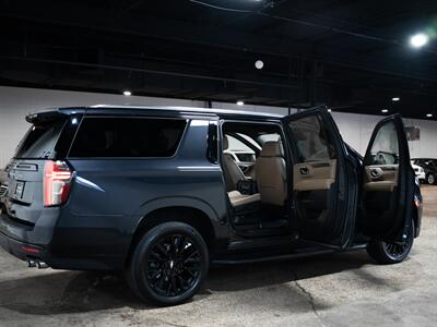 2023 Chevrolet Suburban Premier   - Photo 4 - Peoria, IL 61615