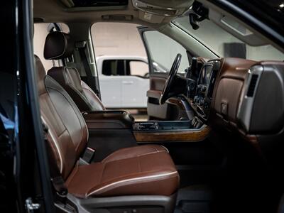 2014 Chevrolet Silverado 1500 High Country   - Photo 32 - Peoria, IL 61615
