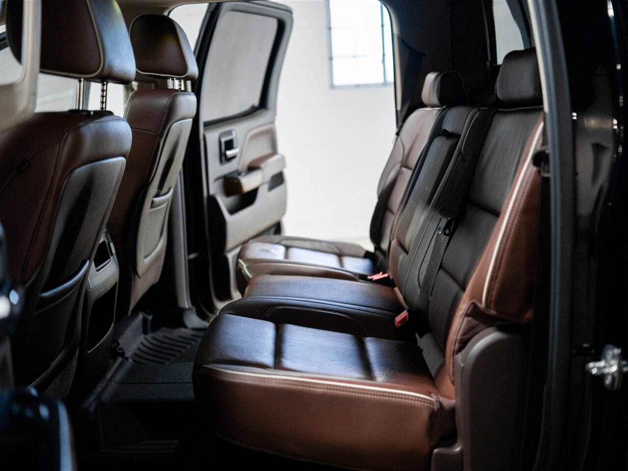 2014 Chevrolet Silverado 1500 High Country   - Photo 38 - Peoria, IL 61615