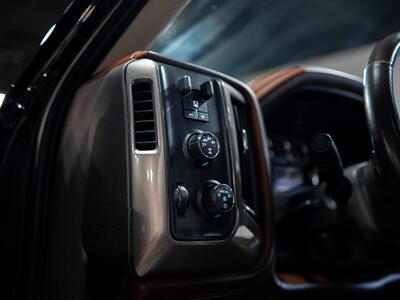 2014 Chevrolet Silverado 1500 High Country   - Photo 39 - Peoria, IL 61615