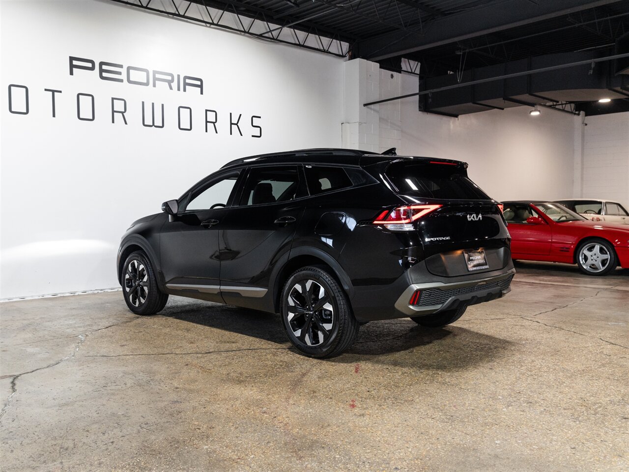 2023 Kia Sportage X-Line - Photo 9 - Peoria, IL 61615