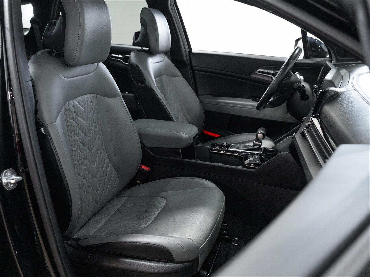 2023 Kia Sportage X-Line - Photo 29 - Peoria, IL 61615