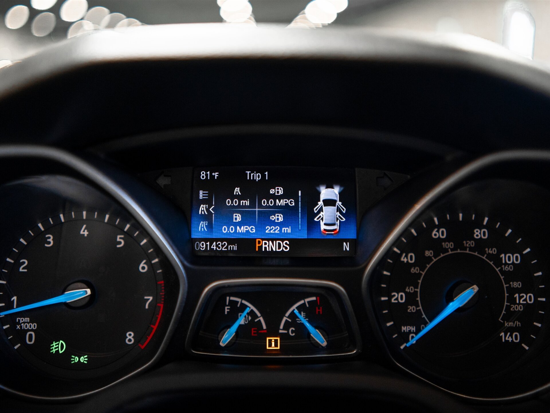 2017 Ford Focus SEL photo 24