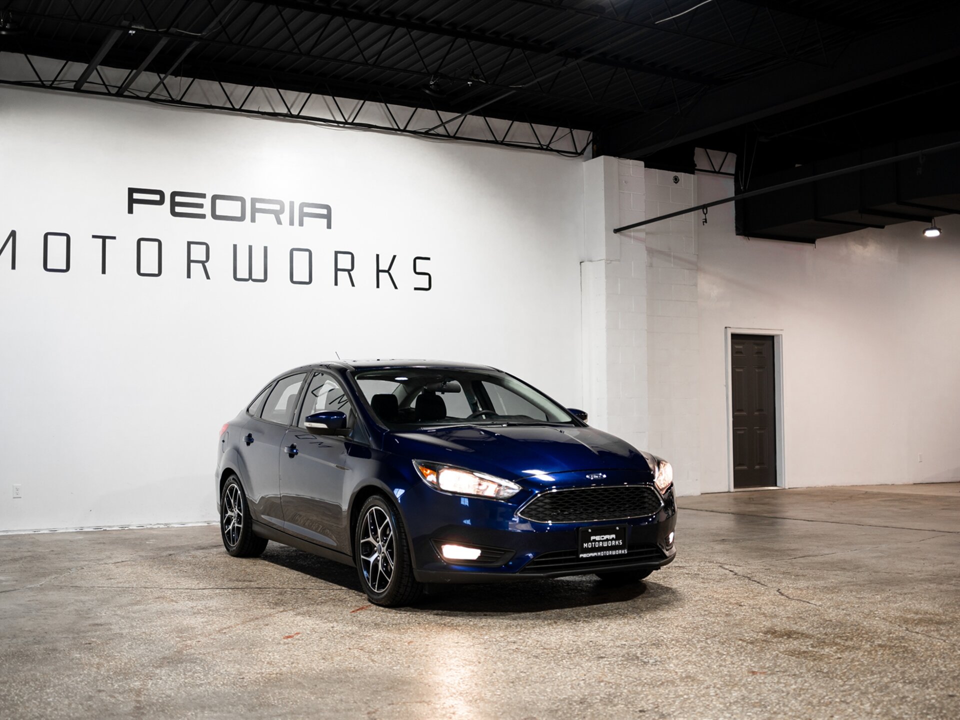 2017 Ford Focus SEL photo 7