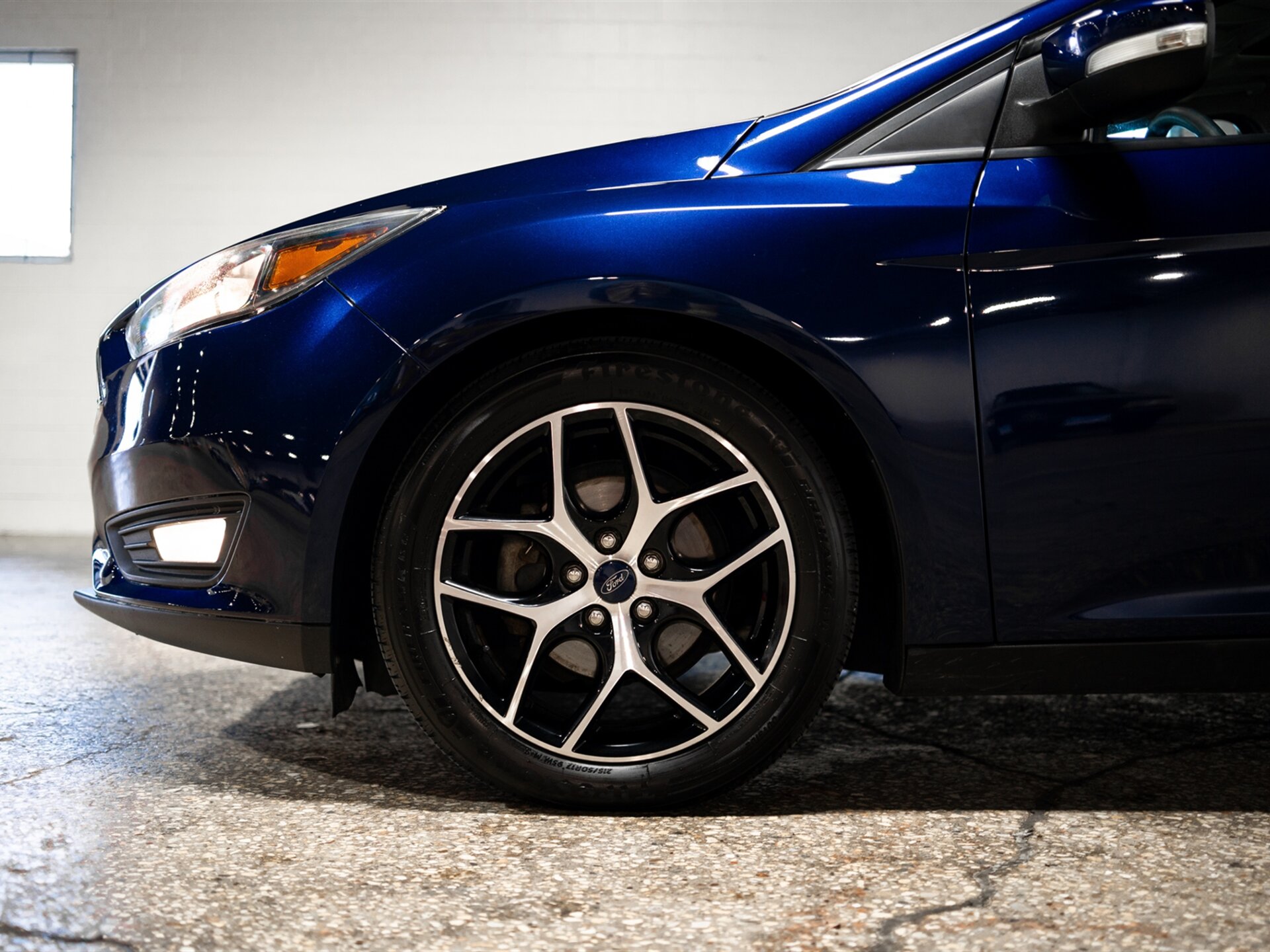 2017 Ford Focus SEL photo 15