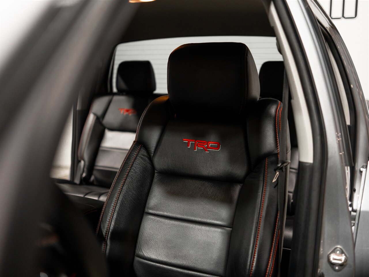 2019 Toyota Tundra Limited - Photo 33 - Peoria, IL 61615