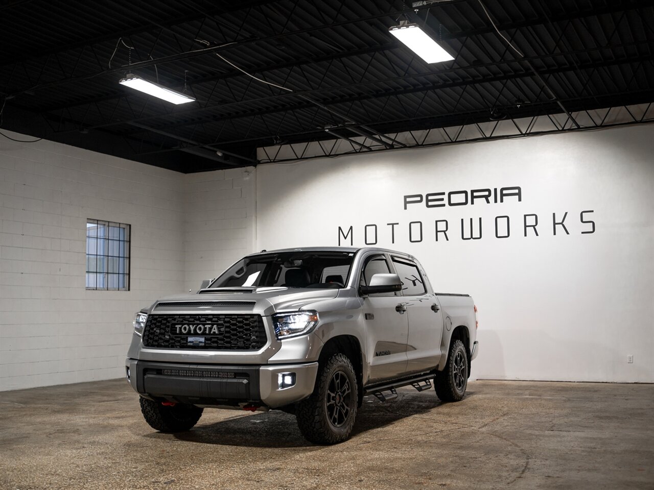 2019 Toyota Tundra Limited - Photo 3 - Peoria, IL 61615
