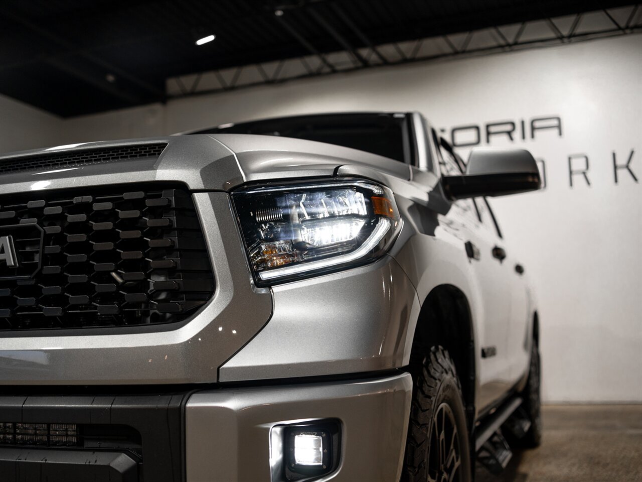 2019 Toyota Tundra Limited - Photo 15 - Peoria, IL 61615
