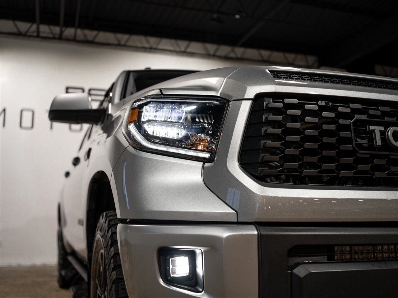 2019 Toyota Tundra Limited - Photo 14 - Peoria, IL 61615