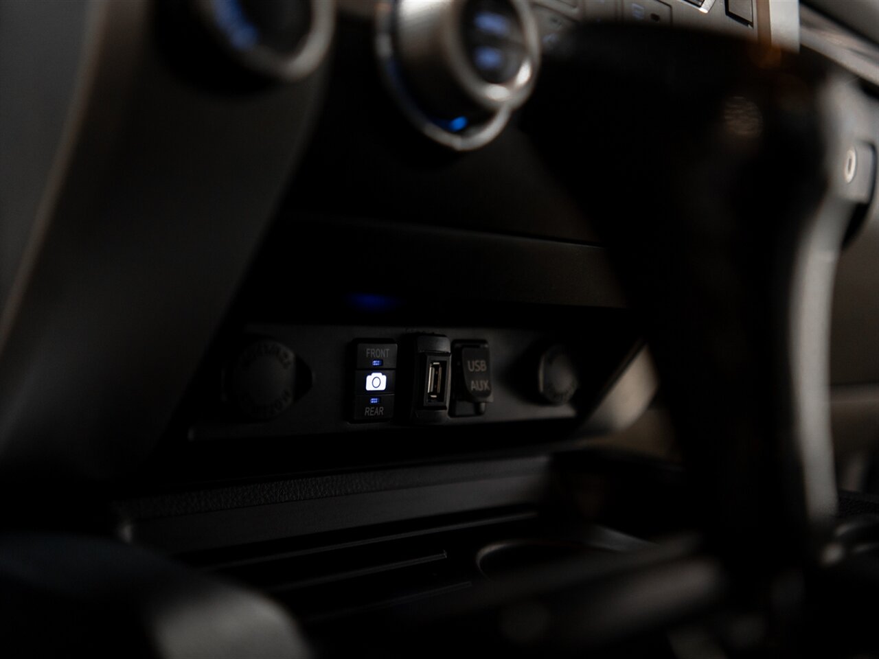 2019 Toyota Tundra Limited - Photo 48 - Peoria, IL 61615