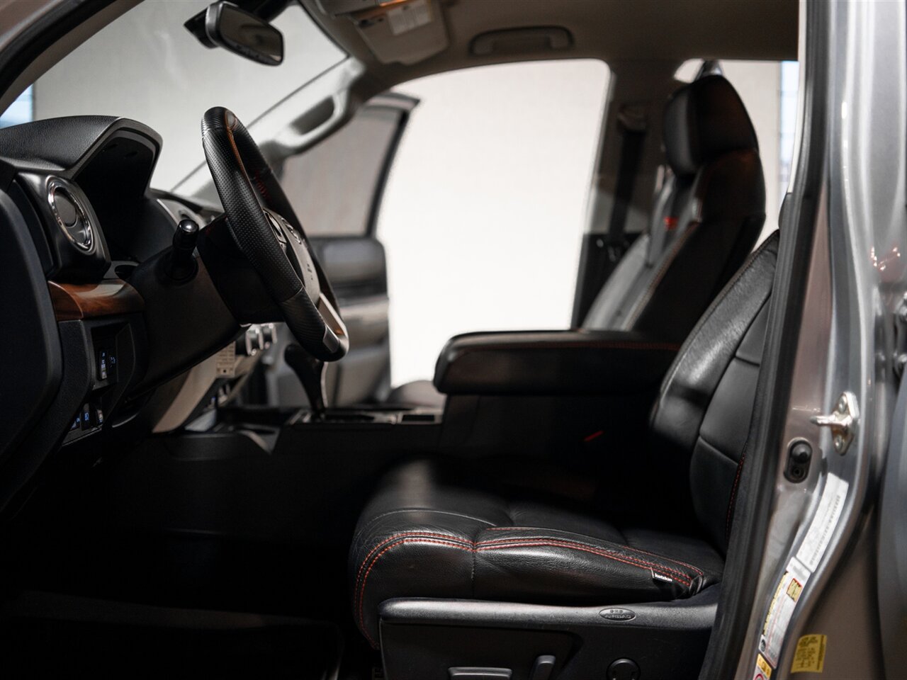 2019 Toyota Tundra Limited - Photo 43 - Peoria, IL 61615