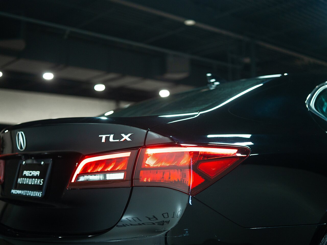 2015 Acura TLX V6 w/Tech - Photo 17 - Peoria, IL 61615
