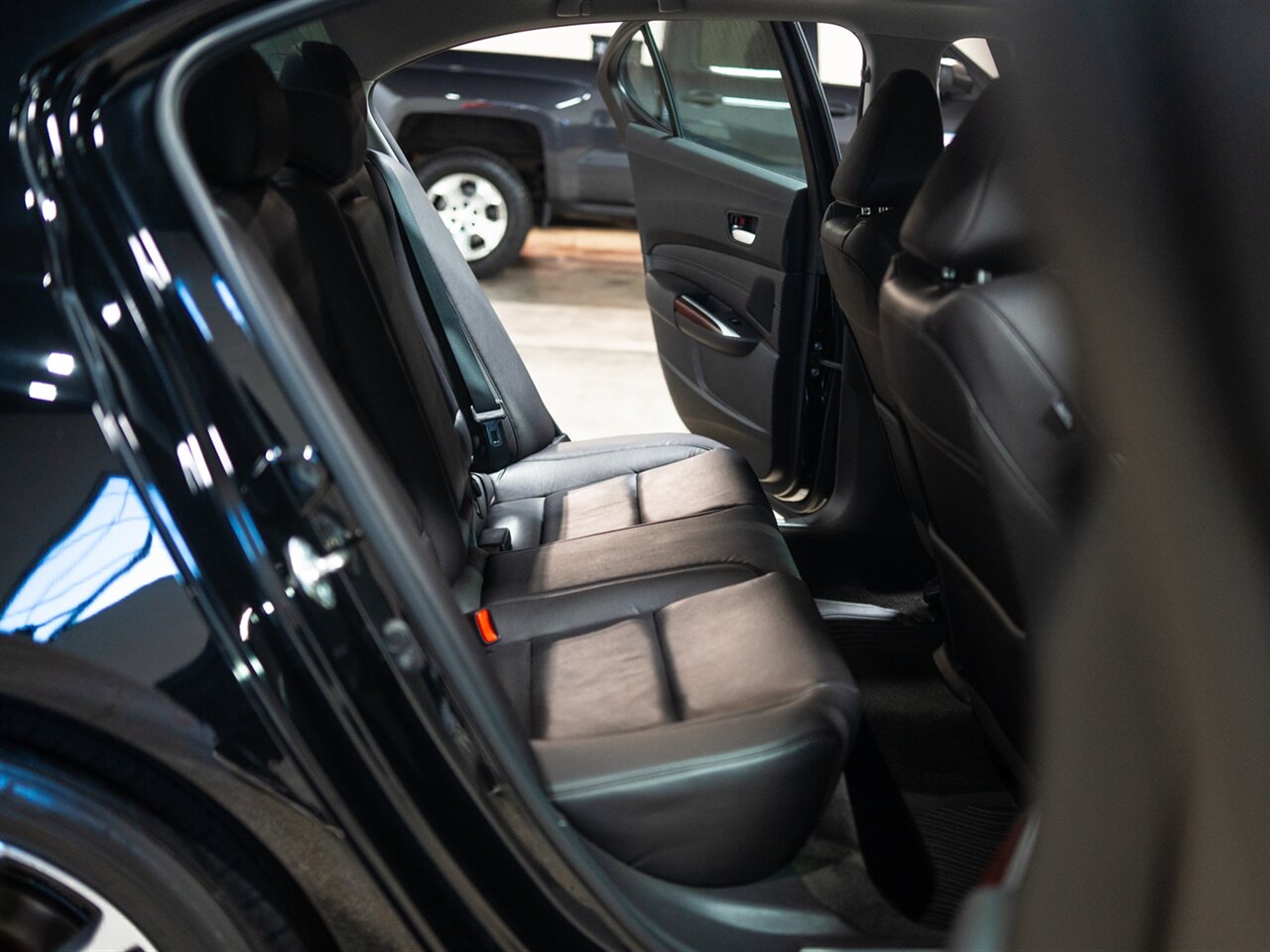 2015 Acura TLX V6 w/Tech - Photo 27 - Peoria, IL 61615