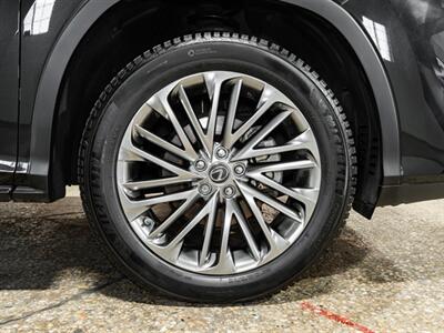 2022 Lexus RX 450h Luxury   - Photo 12 - Peoria, IL 61615