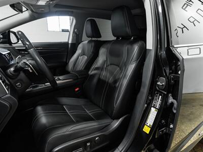 2022 Lexus RX 450h Luxury   - Photo 22 - Peoria, IL 61615