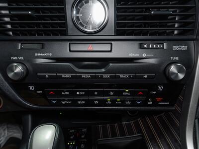 2022 Lexus RX 450h Luxury   - Photo 21 - Peoria, IL 61615