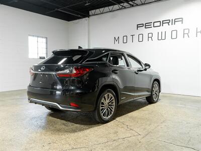 2022 Lexus RX 450h Luxury   - Photo 9 - Peoria, IL 61615