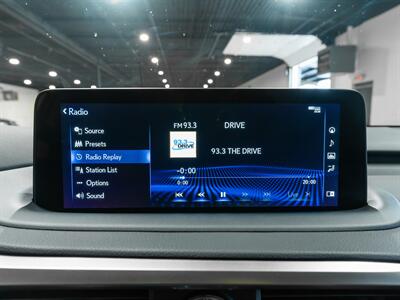 2022 Lexus RX 450h Luxury   - Photo 19 - Peoria, IL 61615